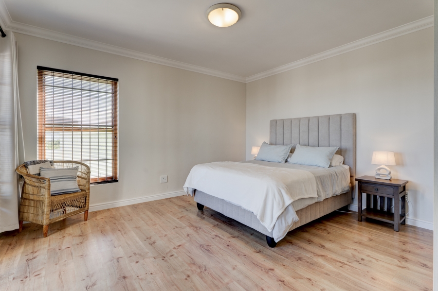 4 Bedroom Property for Sale in Myburgh Park Western Cape